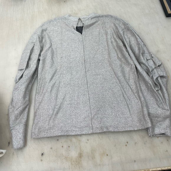 Silver top! Great for the holidays!! 🤍🤍🤍 - Picture 4 of 4